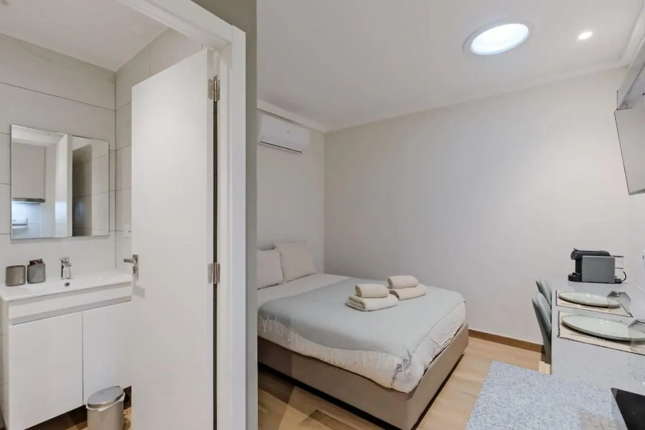 Lovely Studio Fully Equipped Near Subway N8 Lisbon Apartment